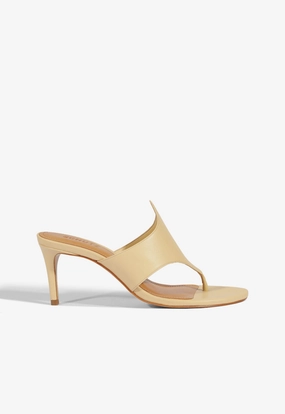 Elena Sandal