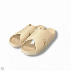 Sandals Flats By Gap In Tan, Size: 10