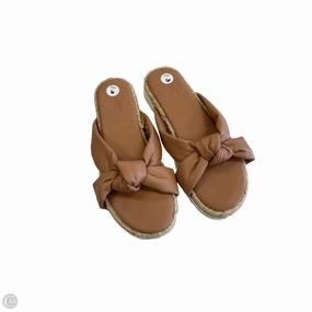 Sandals Flats By Universal Thread In Brown, Size: 6