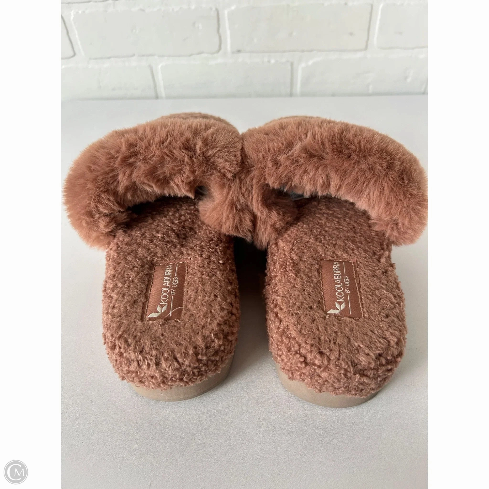 Slippers By Koolaburra By Ugg In Brown Size 9