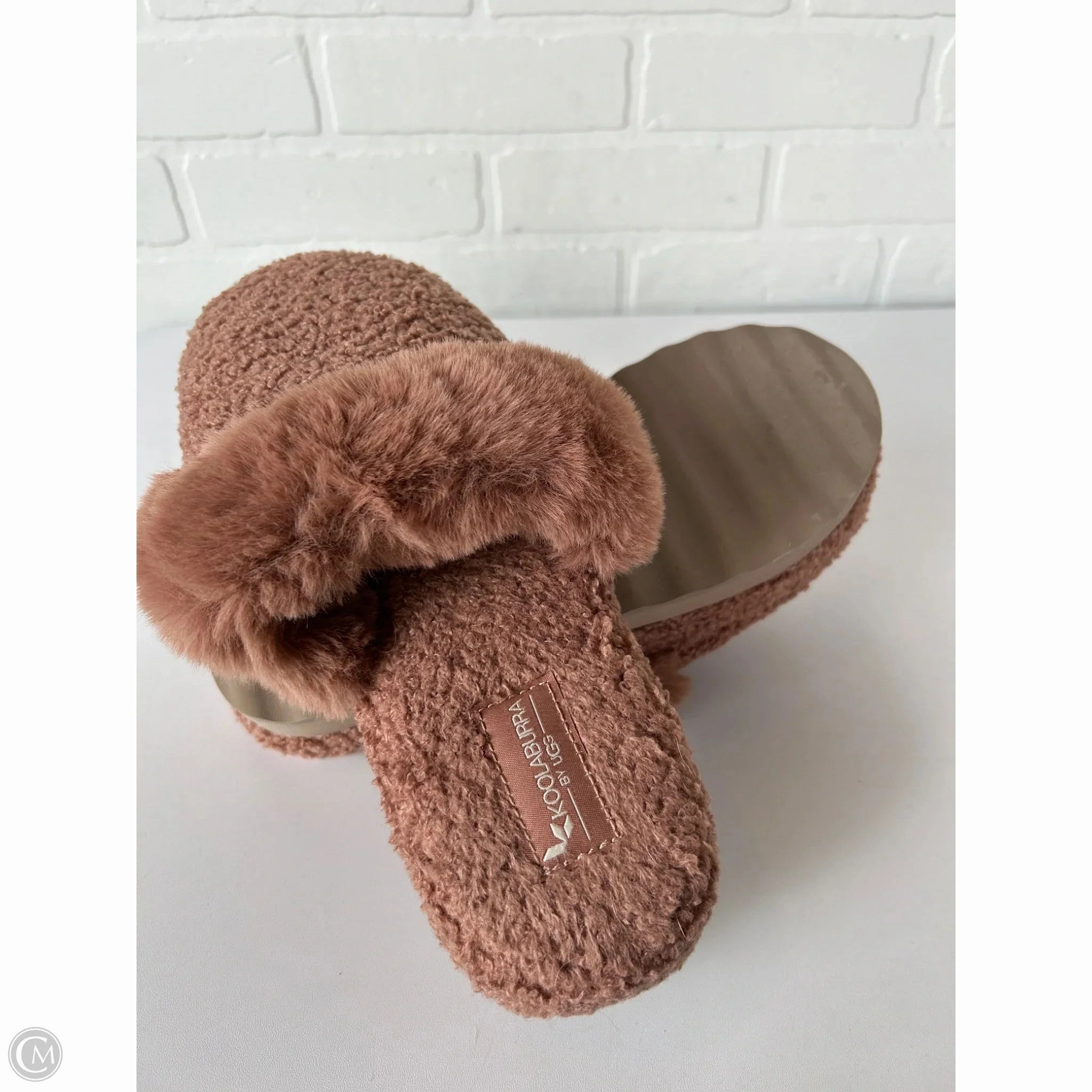 Slippers By Koolaburra By Ugg In Brown Size 9