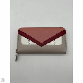 Wallet Luxury Designer By Fendi, Size: Medium